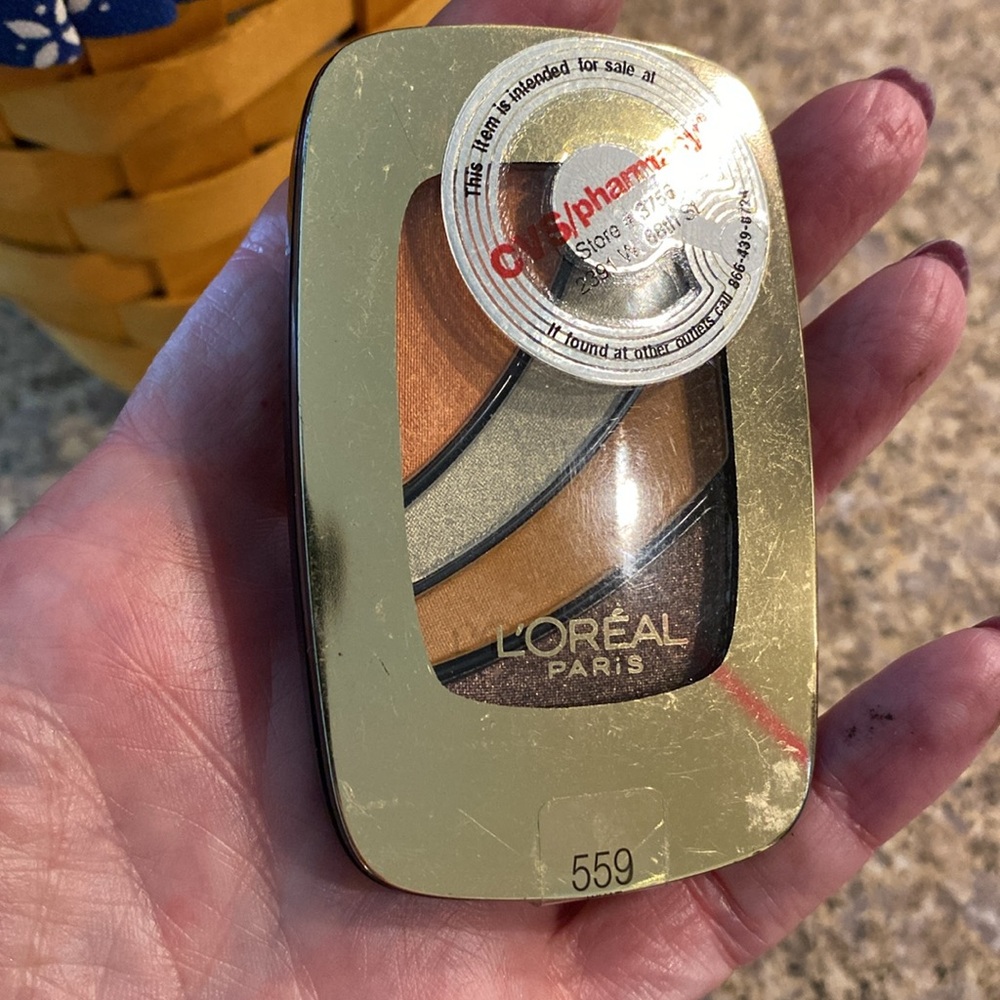 2 L’Oréal Eye Shadows Never Used 934 559 - Picture 6 of 10